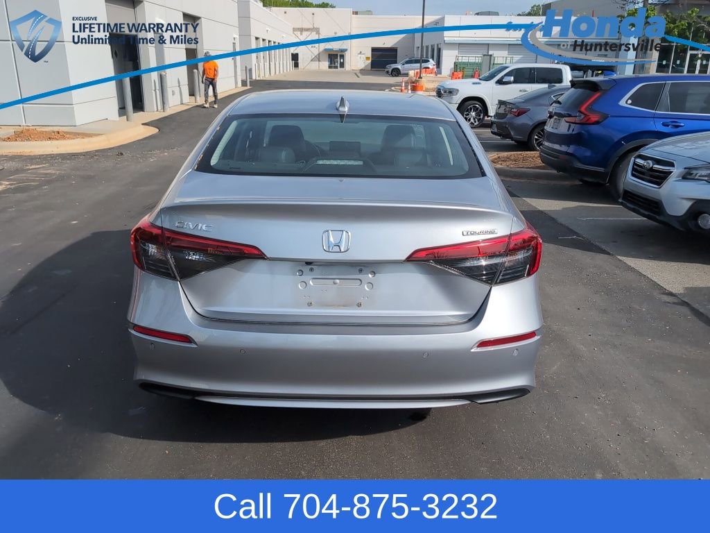 Used 2023 Honda Civic Touring image 7