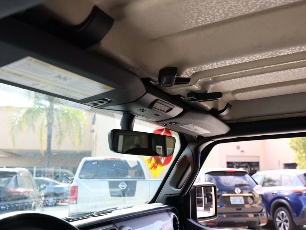 Used 2021 Jeep Wrangler Unlimited Islander image 12