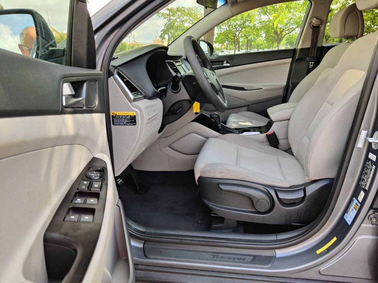 Used 2017 Hyundai Tucson SE image 10