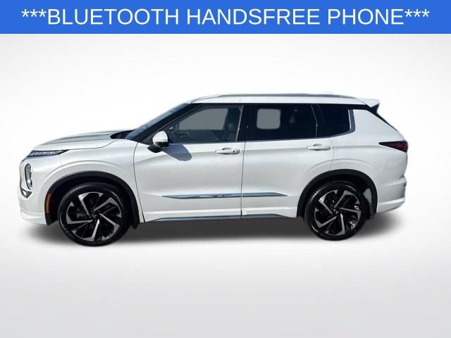 Used 2024 Mitsubishi Outlander SEL AWD/4WD image 2