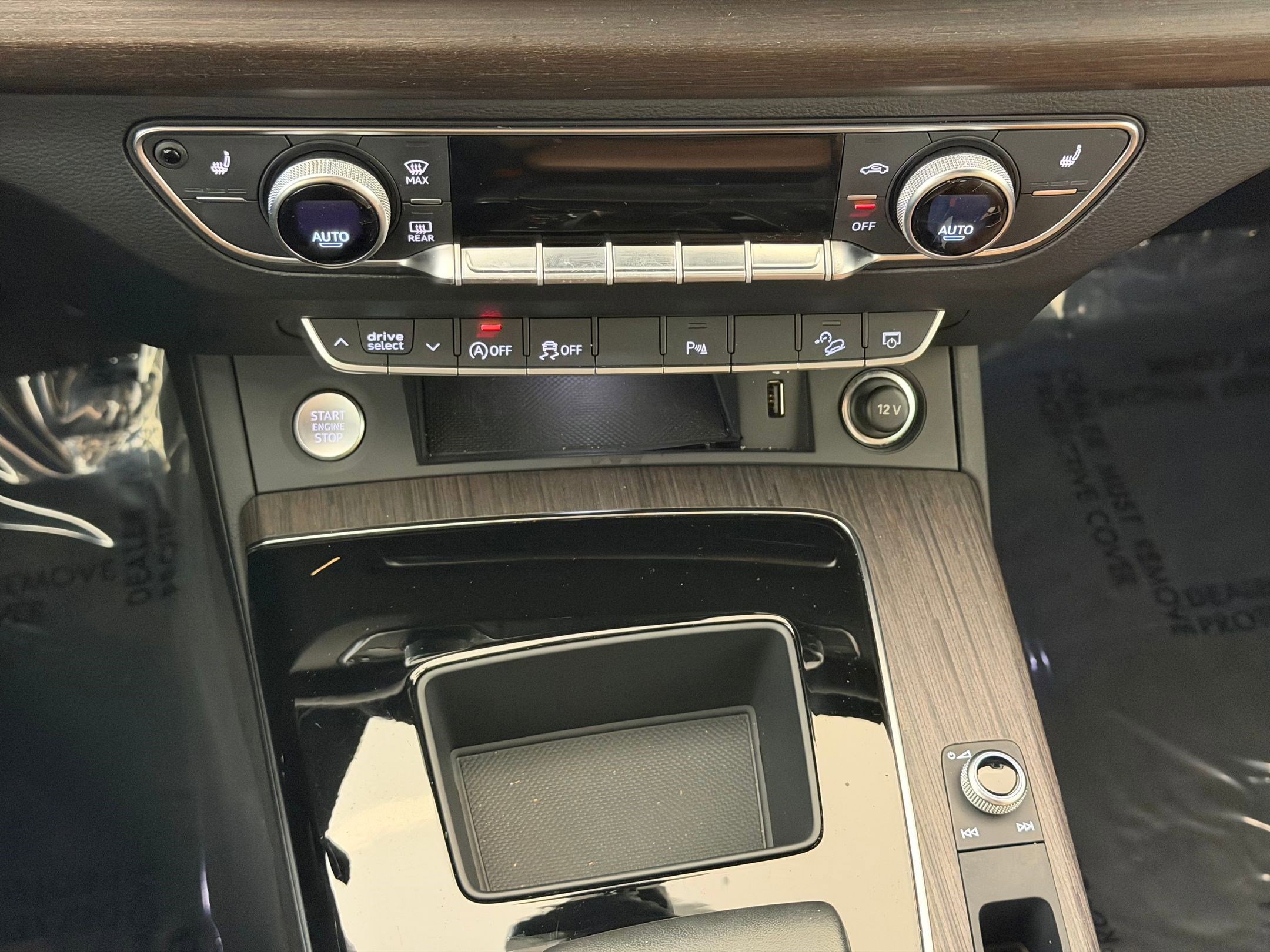 Certified 2023 Audi Q5 Premium w/ Convenience Package AWD/4WD image 17