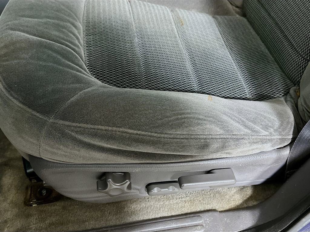 Used 2003 Ford Explorer XLT RWD image 9