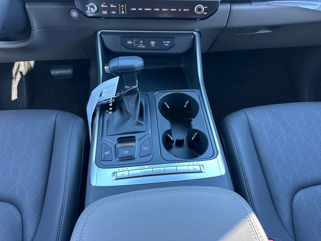 New 2026 Kia Carnival FWD image 30