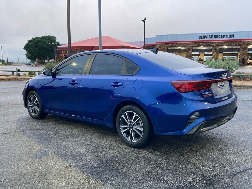 Used 2023 Kia Forte LXS FWD image 7