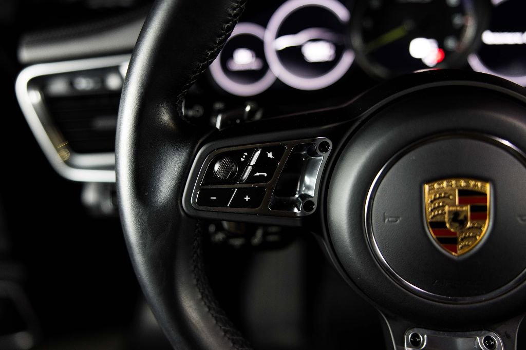 Used 2019 Porsche Panamera Turbo S image 21
