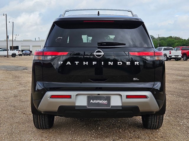 Used 2024 Nissan Pathfinder SL image 7