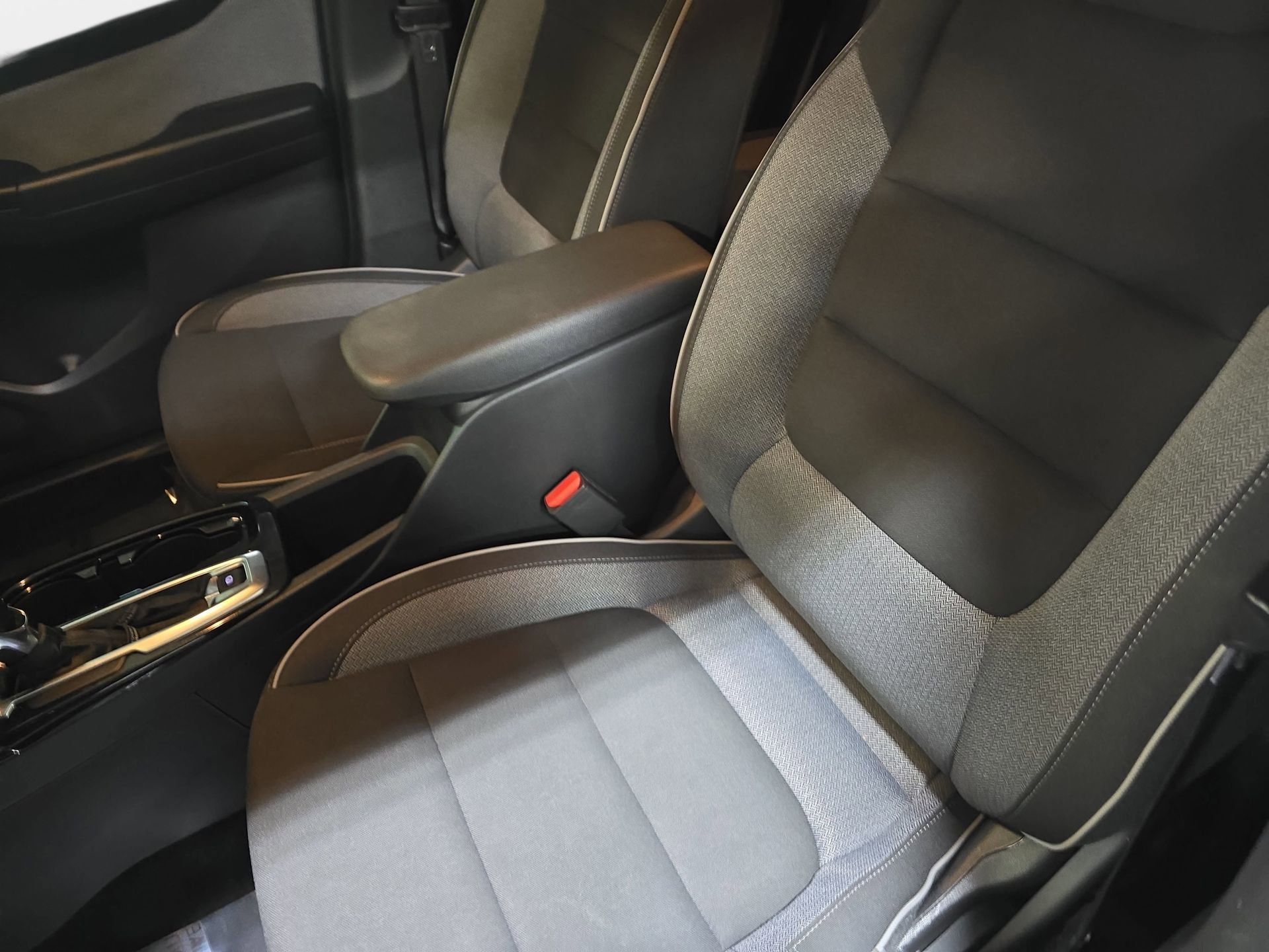 Used 2024 Chevrolet TrailBlazer LT w/ LT Cold Weather Package FWD image 15