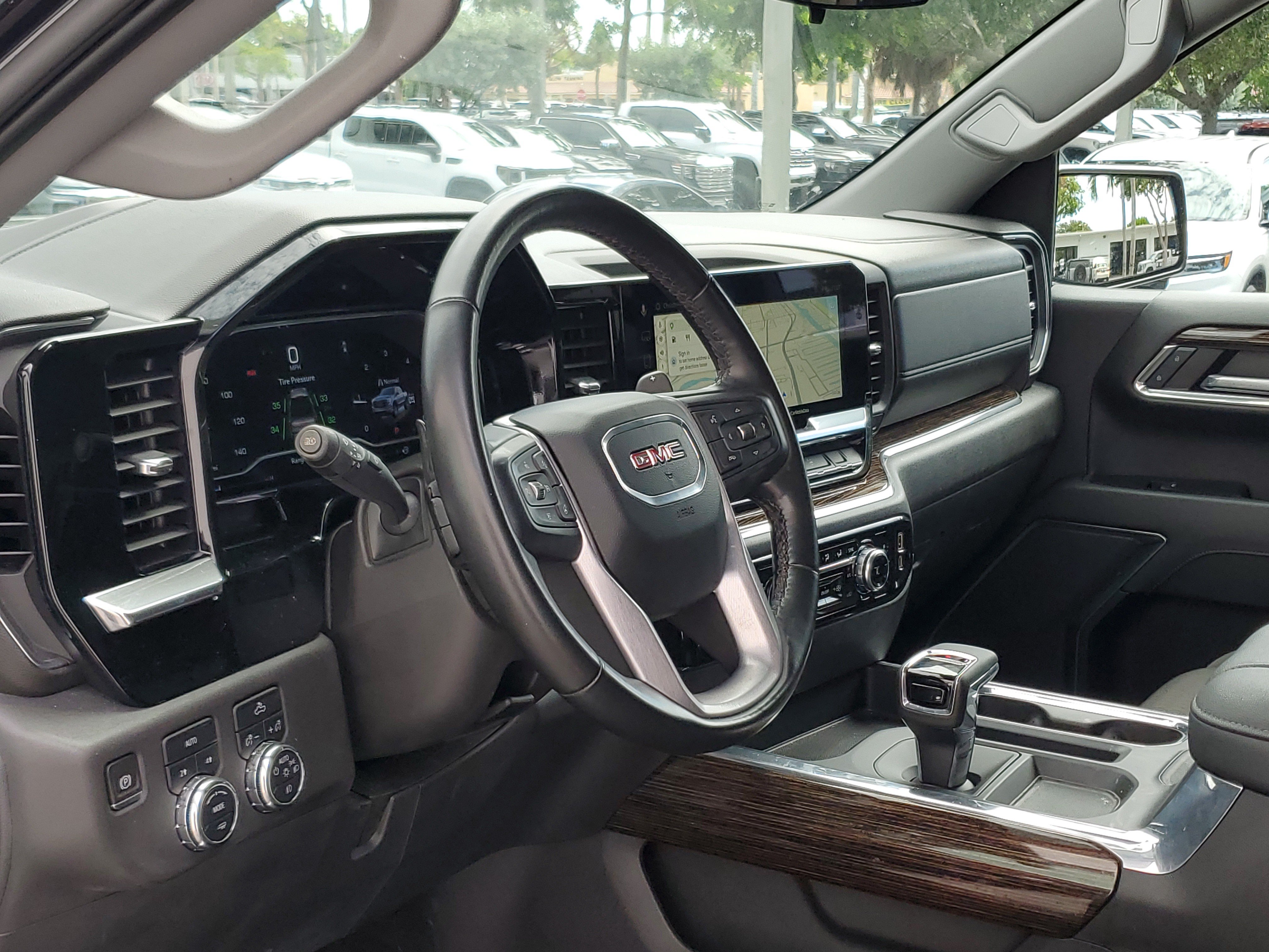 Used 2023 GMC Sierra 1500 Elevation AWD/4WD image 10