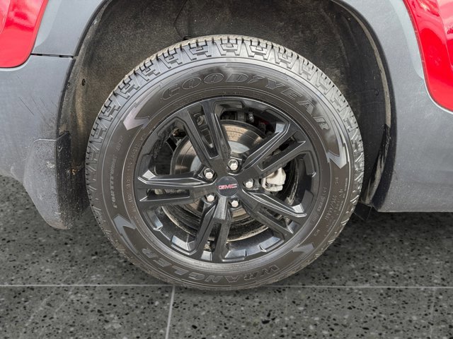 Used 2024 GMC Terrain AT4 w/ Tech Package AWD/4WD image 15