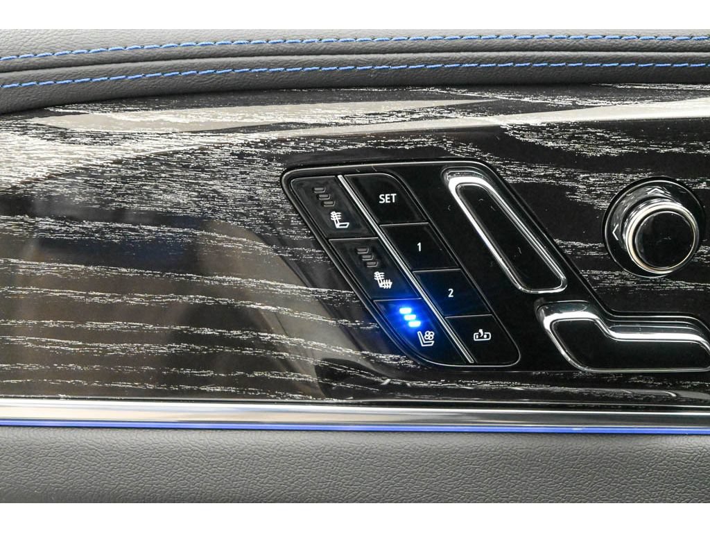 New 2026 Cadillac Escalade IQL Luxury AWD/4WD image 23