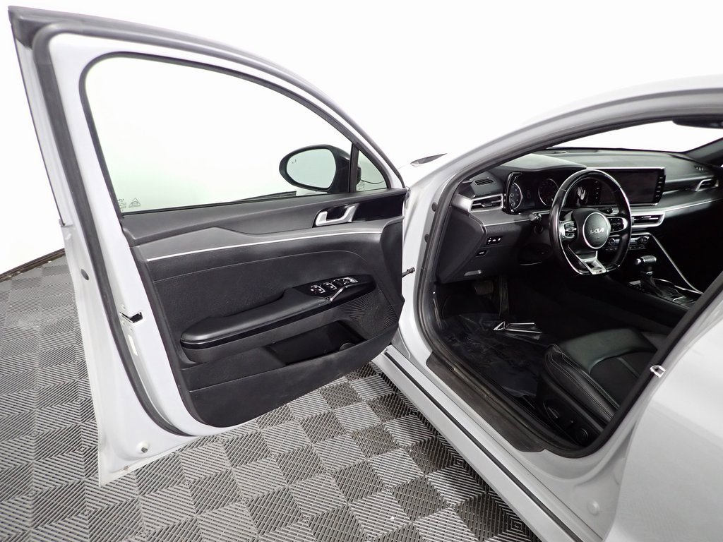 Used 2022 Kia K5 GT-Line image 17