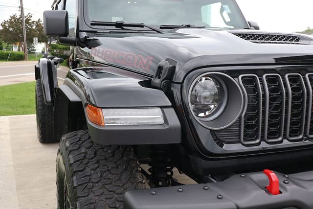 Used 2026 Jeep Wrangler Unlimited Rubicon AWD/4WD image 5