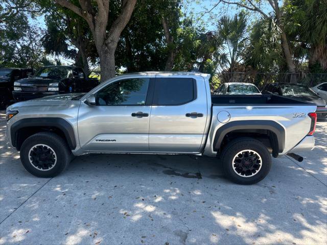 Used 2024 Toyota Tacoma TRD Off-Road AWD/4WD image 11