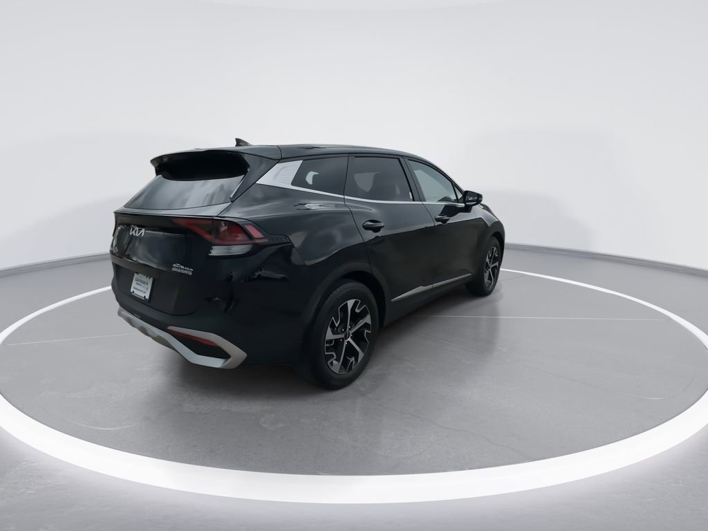 Used 2025 Kia Sportage EX FWD image 8