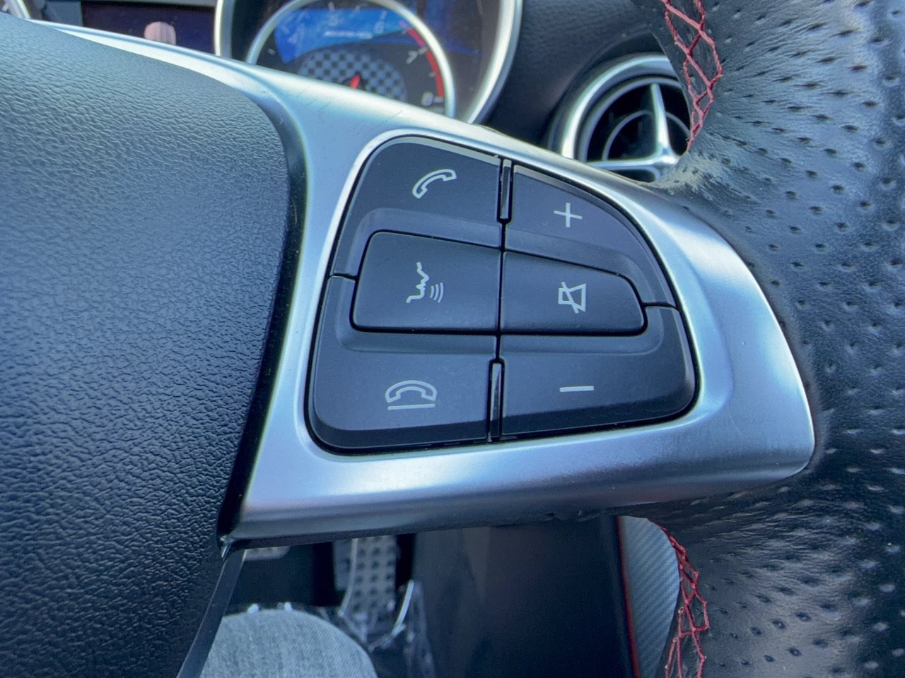 Used 2017 Mercedes-Benz SLC 43 AMG image 19