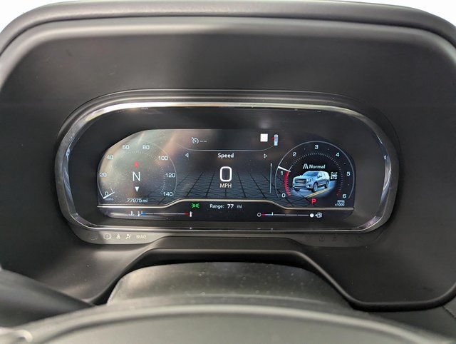 Used 2023 GMC Yukon AT4 w/ Technology Package AWD/4WD image 16