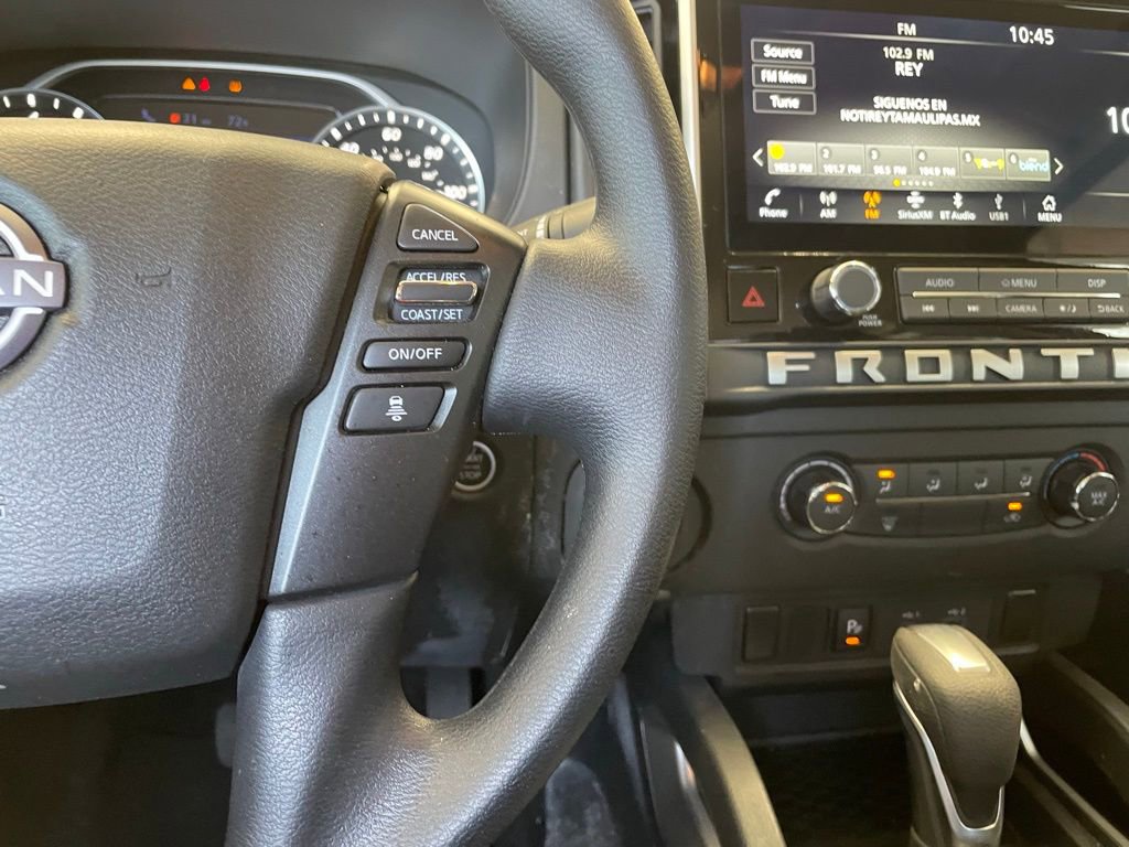 Certified 2025 Nissan Frontier SV image 12