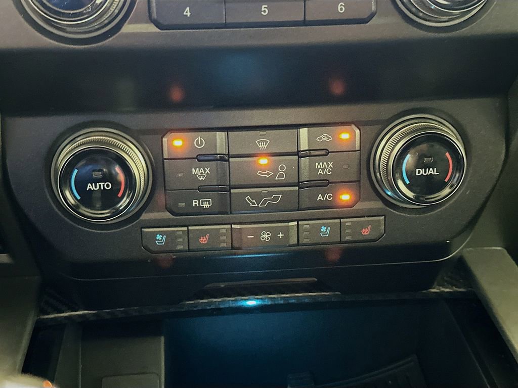 Used 2019 Ford F150 Raptor w/ Equipment Group 802A Luxury AWD/4WD image 19