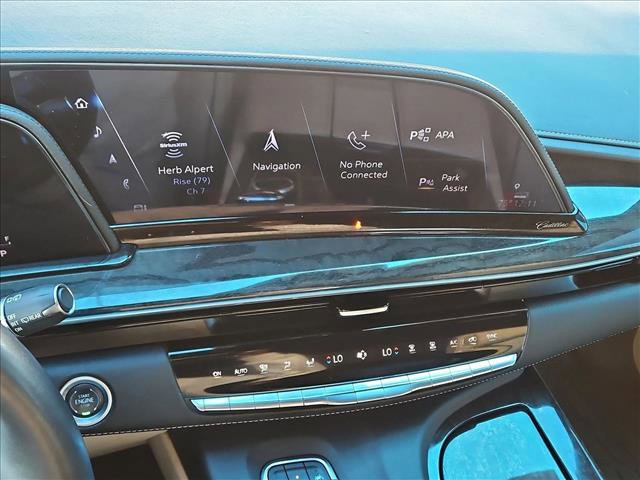 Certified 2024 Cadillac Escalade Premium Luxury image 14
