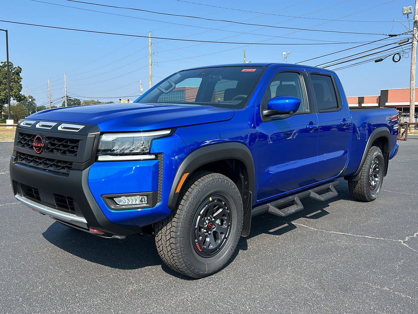 New 2026 Nissan Frontier PRO-4X w/ Pro-4x Convenience Package image 1