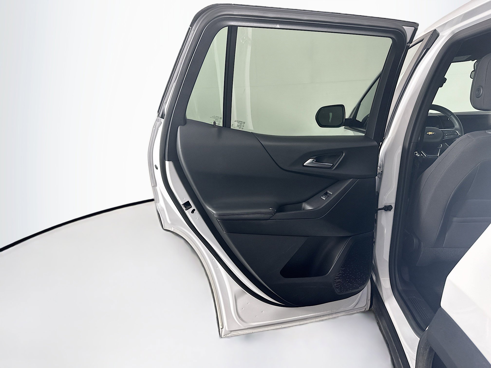 Used 2025 Chevrolet Equinox LT image 26