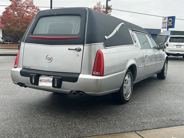 Used 2010 Cadillac DTS Hearse image 5