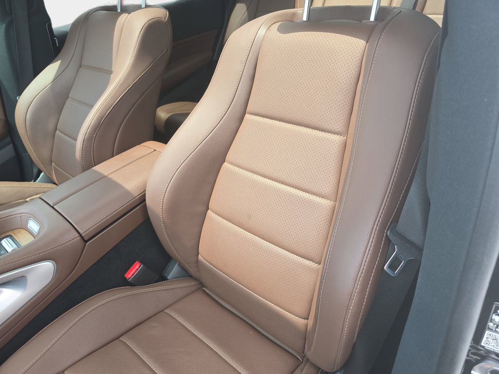 Used 2024 Mercedes-Benz GLS 450 4MATIC image 24