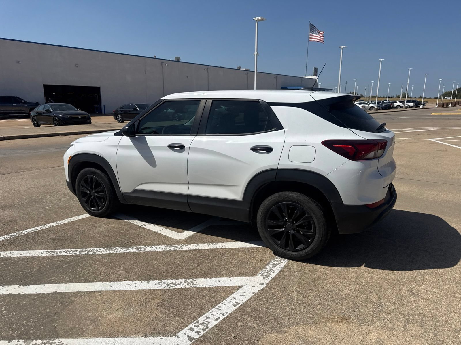 Used 2023 Chevrolet TrailBlazer LS FWD image 8