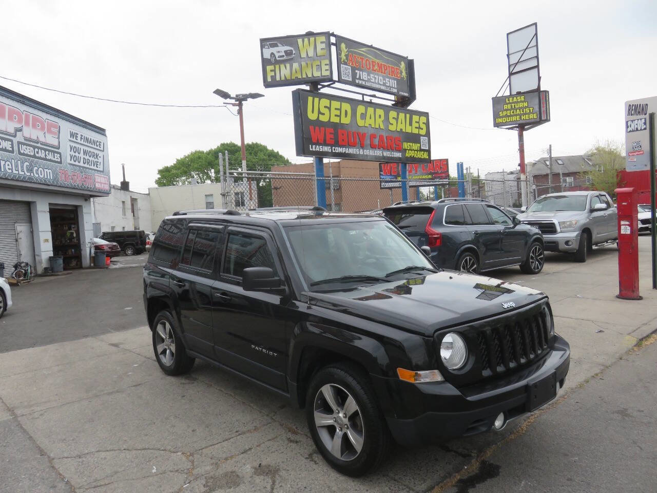 Used 2016 Jeep Patriot High Altitude AWD/4WD image 3