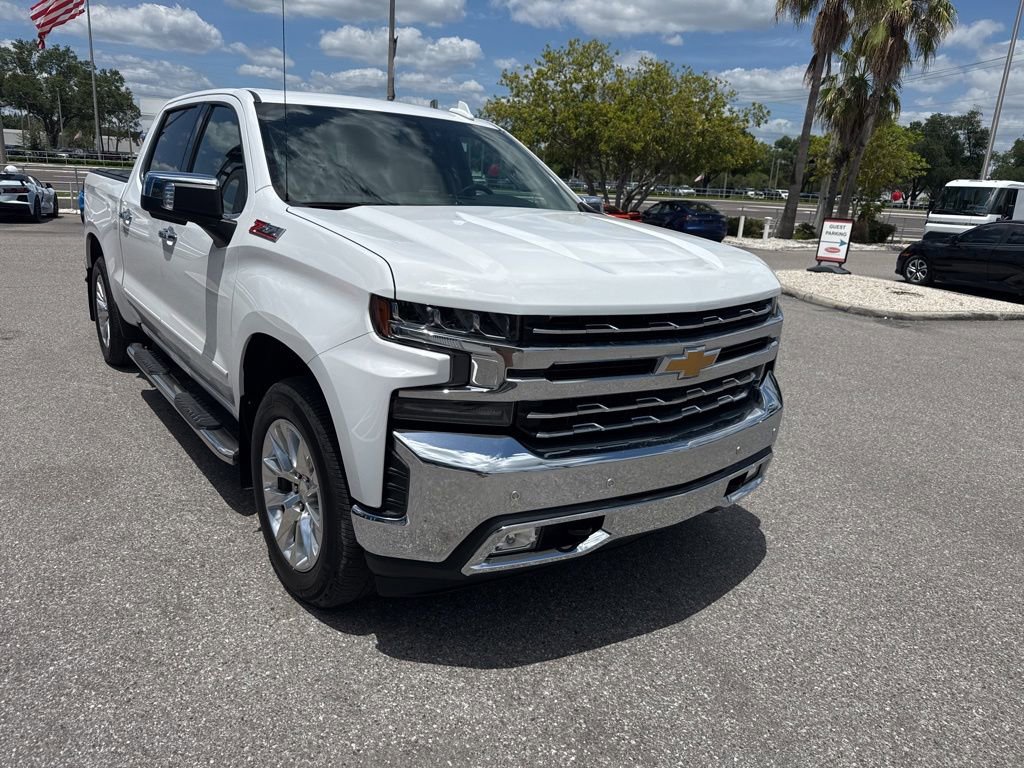 Used 2019 Chevrolet Silverado 1500 LTZ AWD/4WD image 5