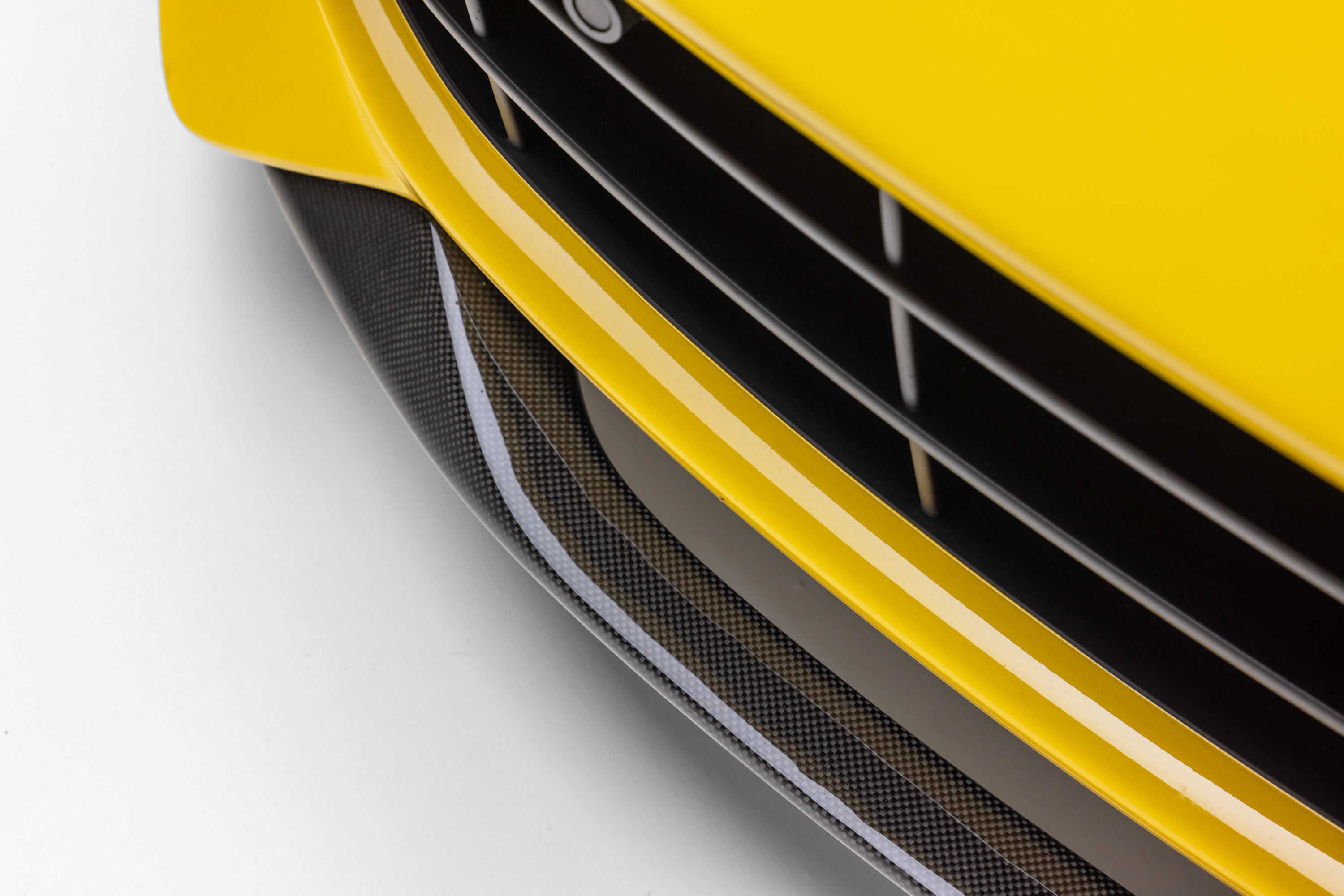 Certified 2017 Ferrari F12 Berlinetta RWD image 31
