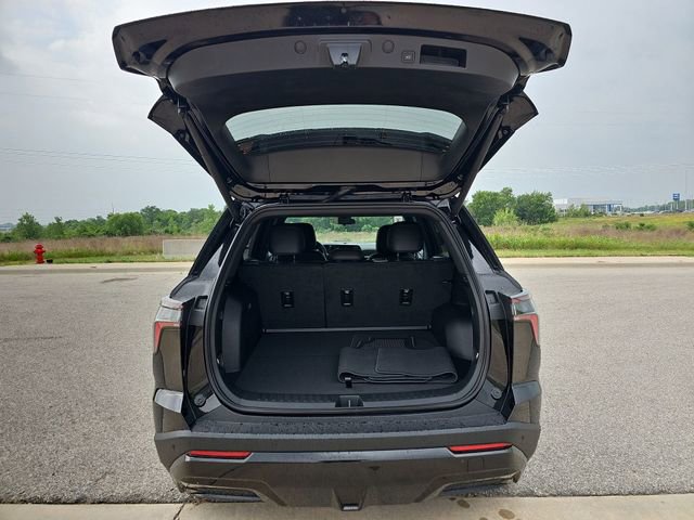 New 2026 Chevrolet Equinox RS FWD image 26