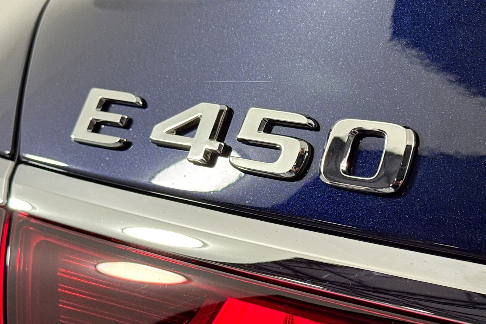 New 2026 Mercedes-Benz E 450 4MATIC Sedan image 8