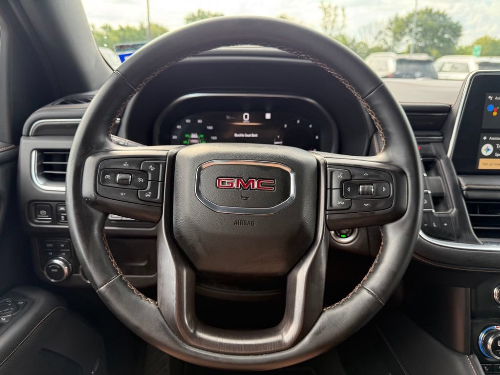Used 2023 GMC Yukon XL AT4 w/ AT4 Premium Package AWD/4WD image 13