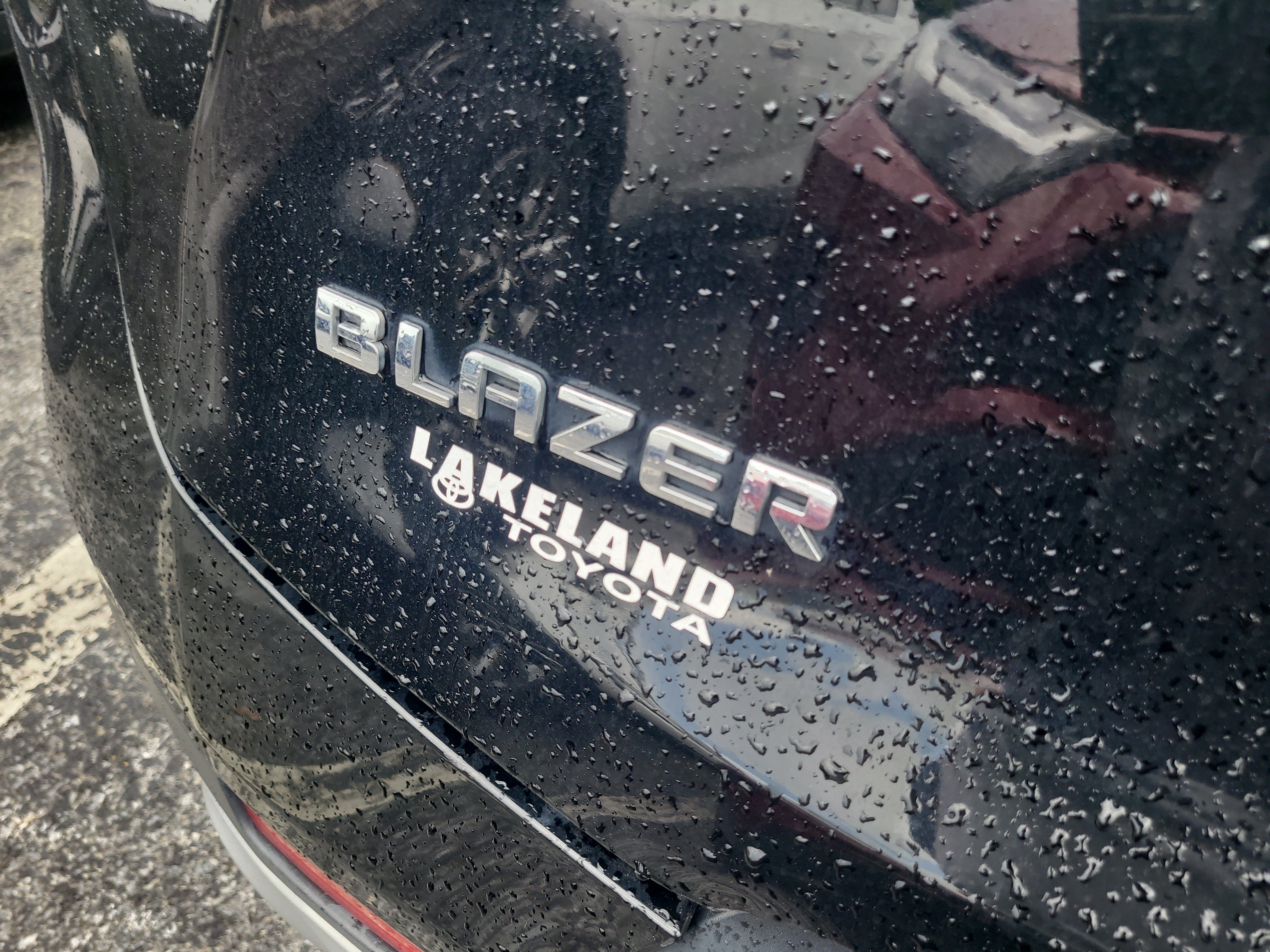 Used 2022 Chevrolet Blazer LT FWD image 11