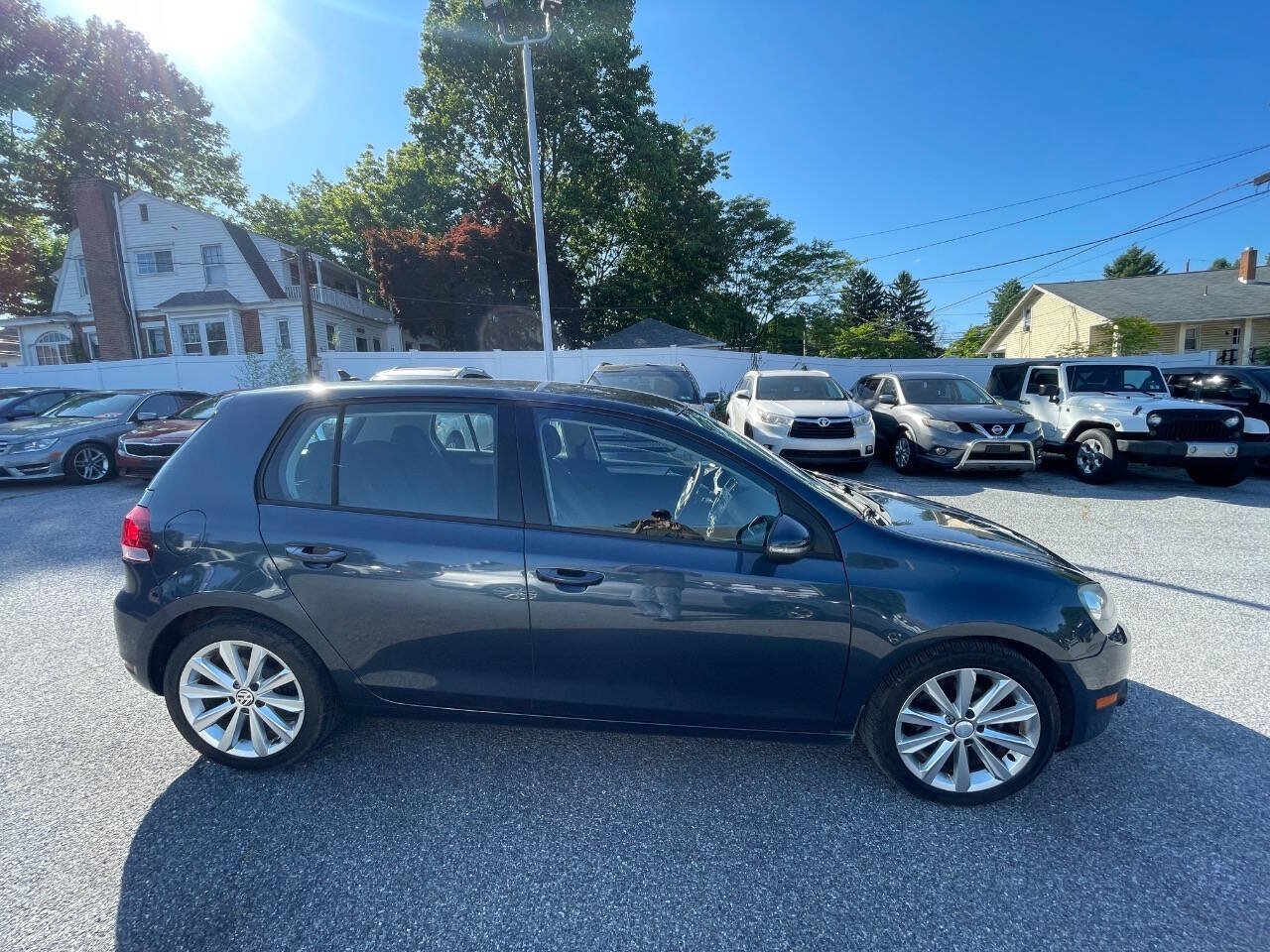 Used 2014 Volkswagen Golf TDI FWD image 5