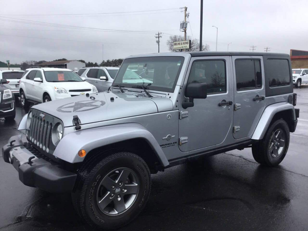Used 2015 Jeep Wrangler Unlimited Sport