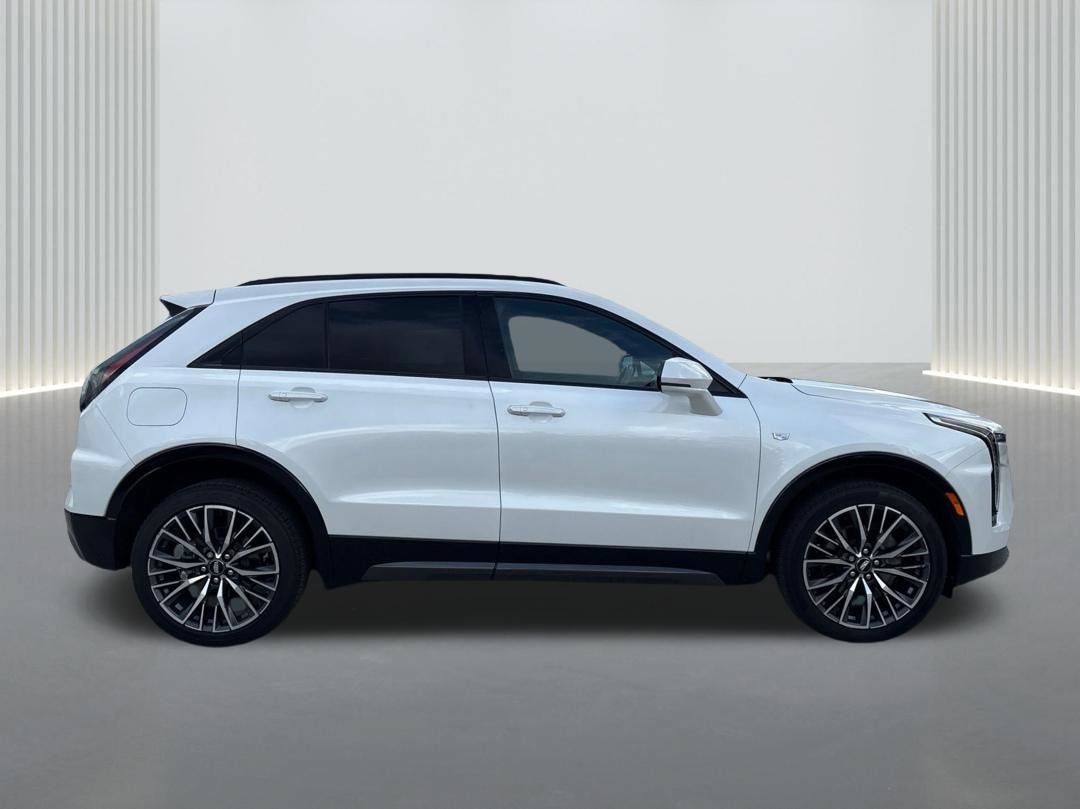 Certified 2024 Cadillac XT4 Sport FWD image 4