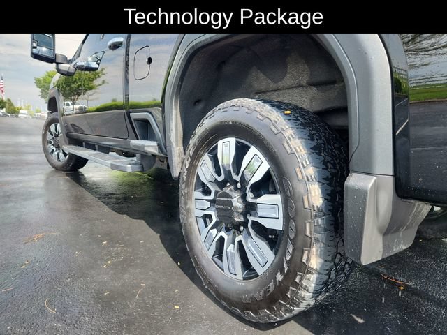 Used 2025 GMC Sierra 2500 Denali w/ Denali Reserve Package AWD/4WD image 18