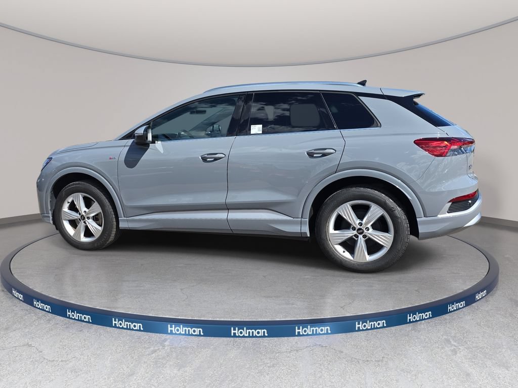 Used 2023 Audi Q4 e-tron Premium w/ Convenience Package AWD/4WD image 9