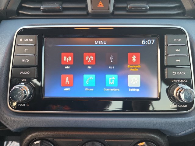 Used 2025 Nissan Versa SV w/ Trunk Package FWD image 21