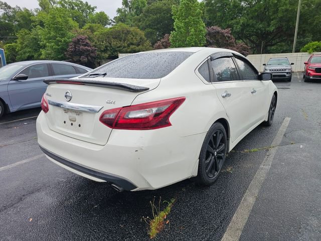 Used 2017 Nissan Altima 2.5 SR w/ Midnight Edition Package FWD image 8