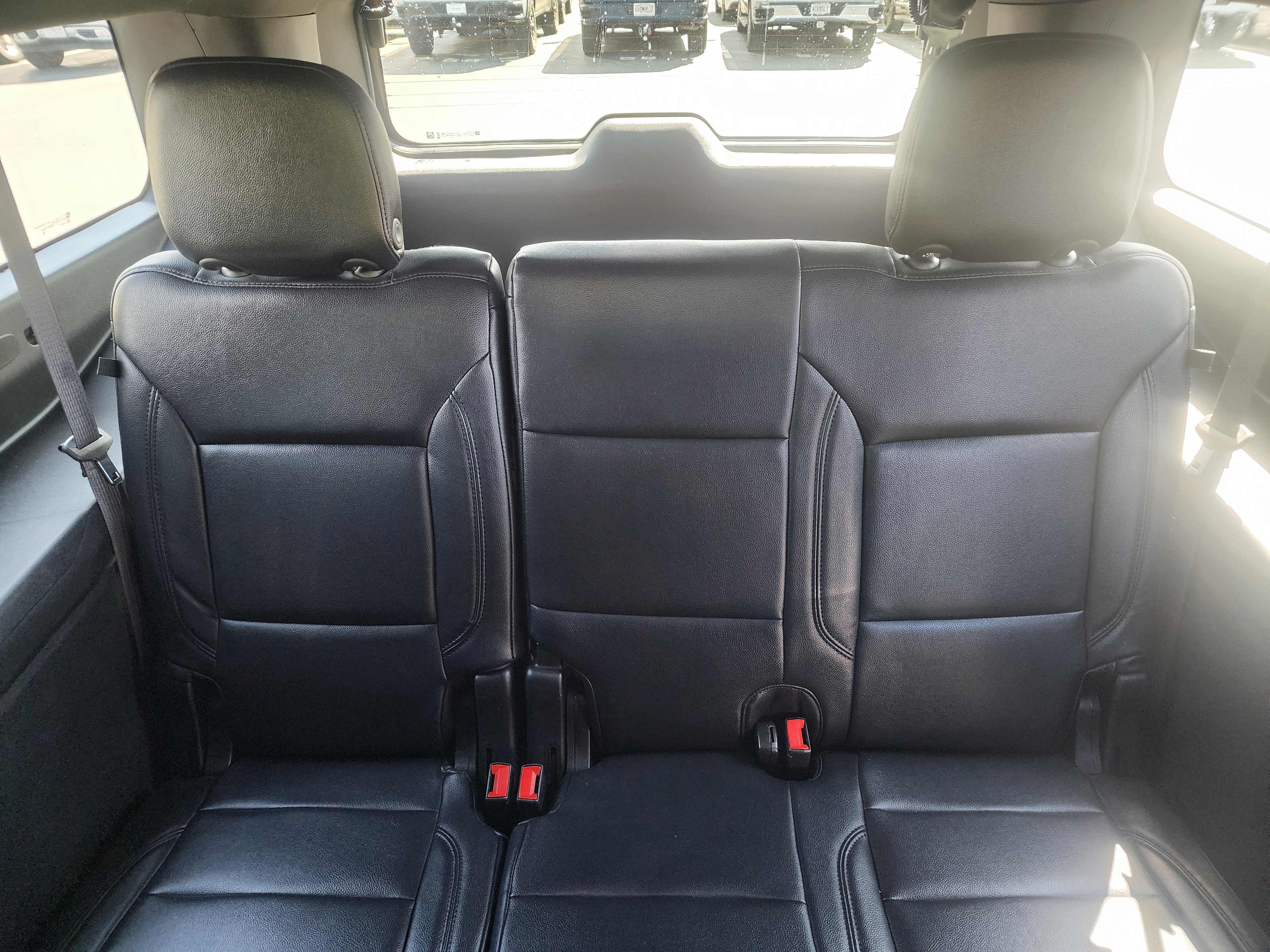 Used 2022 GMC Yukon XL SLE image 18