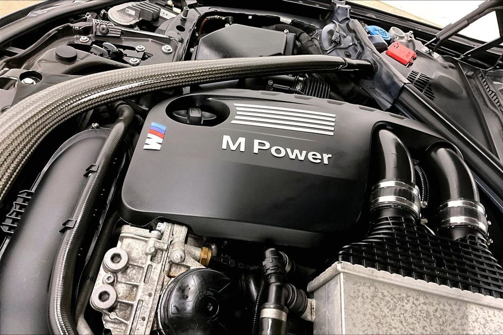 Used 2018 BMW M3 image 31