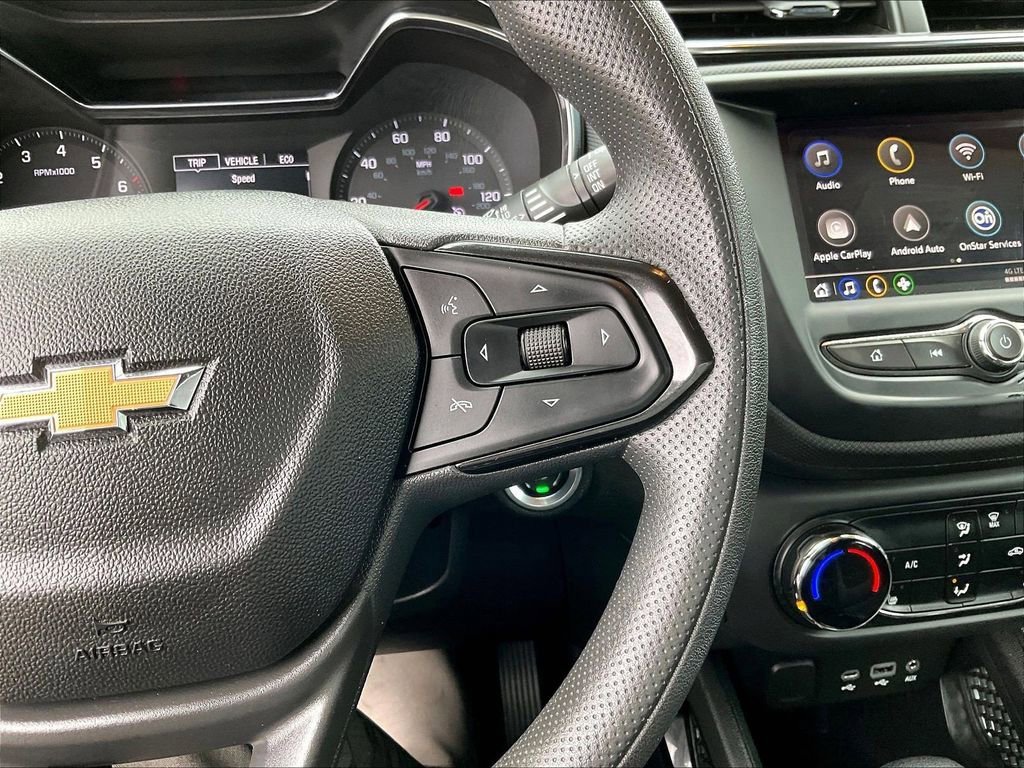 Used 2023 Chevrolet TrailBlazer LT FWD image 23