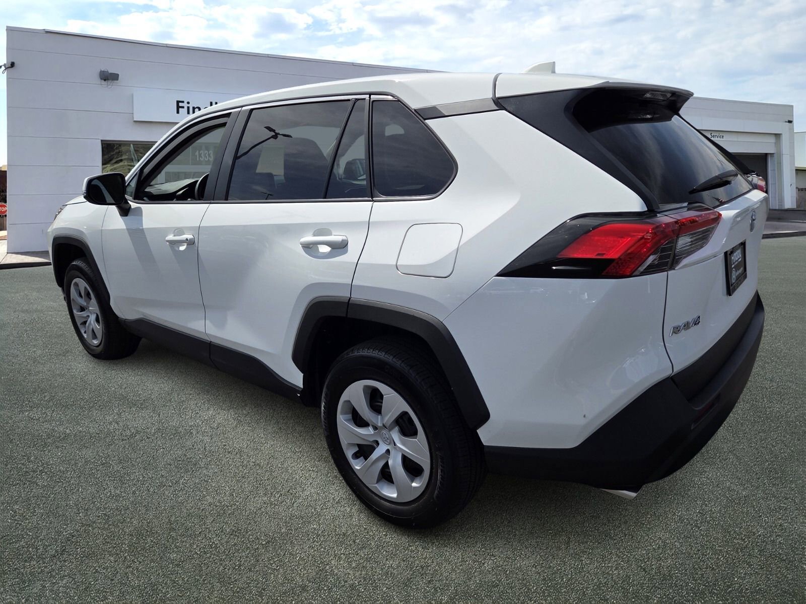 Used 2025 Toyota RAV4 LE FWD image 4
