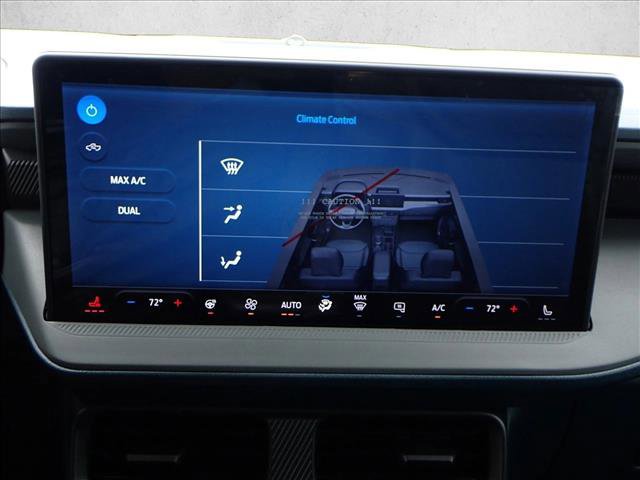 New 2026 Ford Maverick Lariat w/ Black Appearance Package image 18