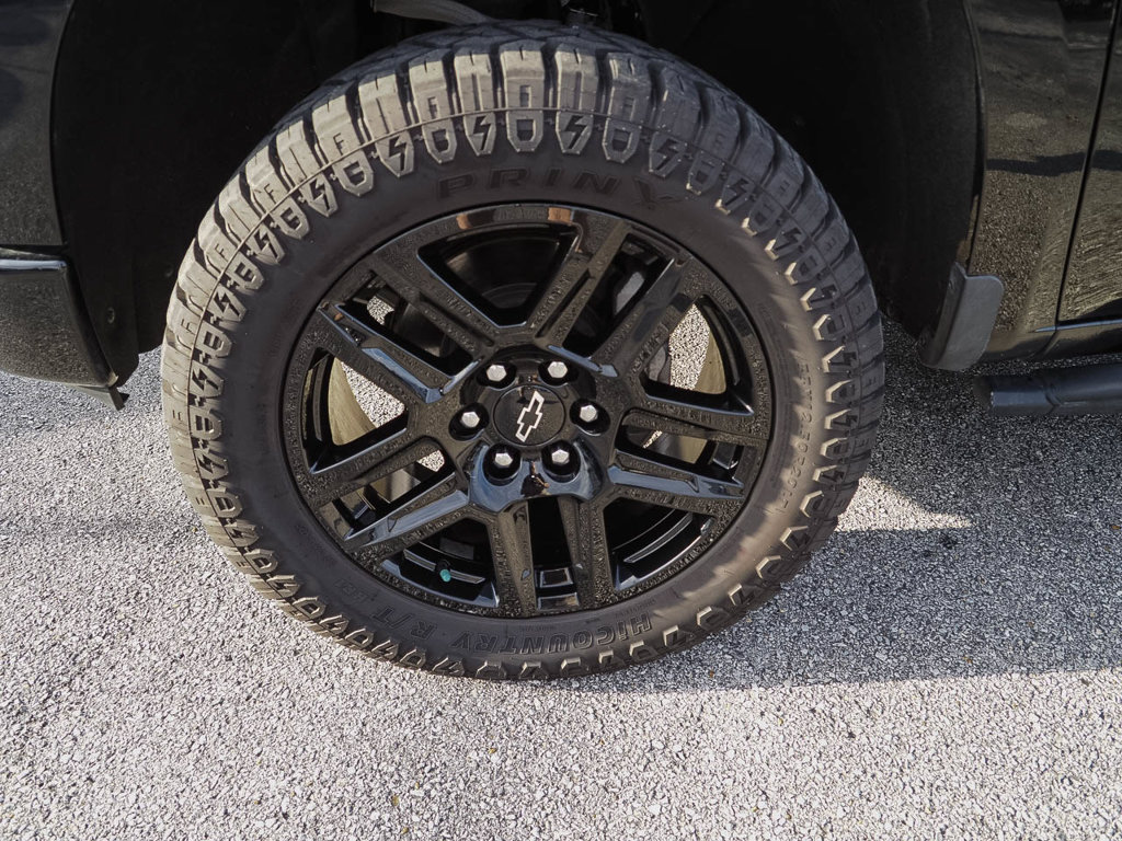 Used 2023 Chevrolet Silverado 1500 Custom AWD/4WD image 31