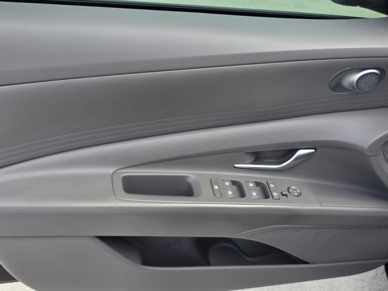 Certified 2023 Hyundai Elantra SEL image 13