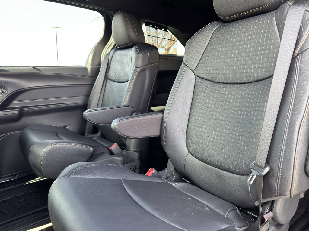 New 2026 Toyota Sienna XLE Woodland Edition image 10